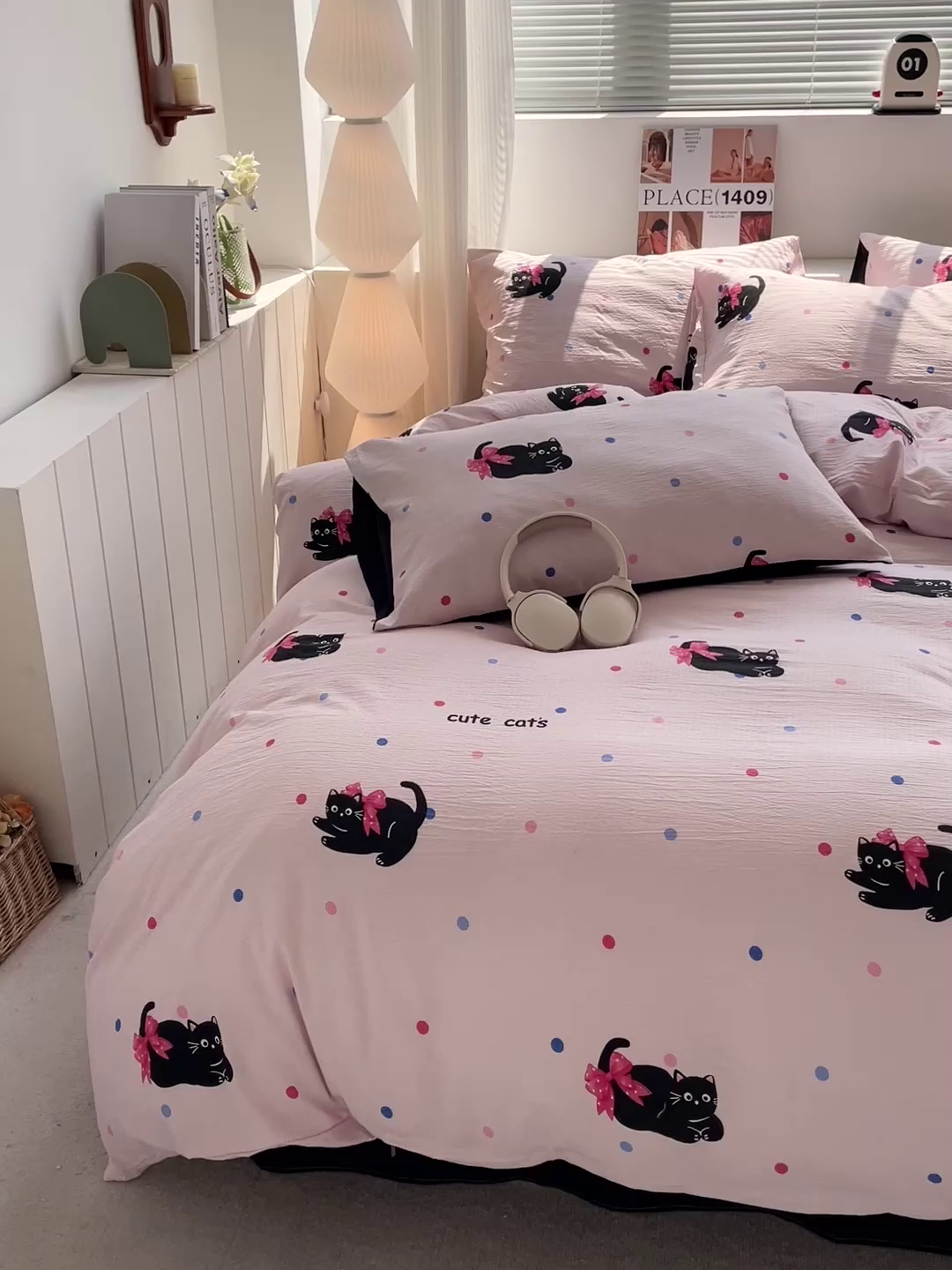 91家纺网 家纺一手货源 找家纺 维娜斯家纺 2025新款印花双层纱四件套亲肤柔软适合裸睡 欢乐猫咪