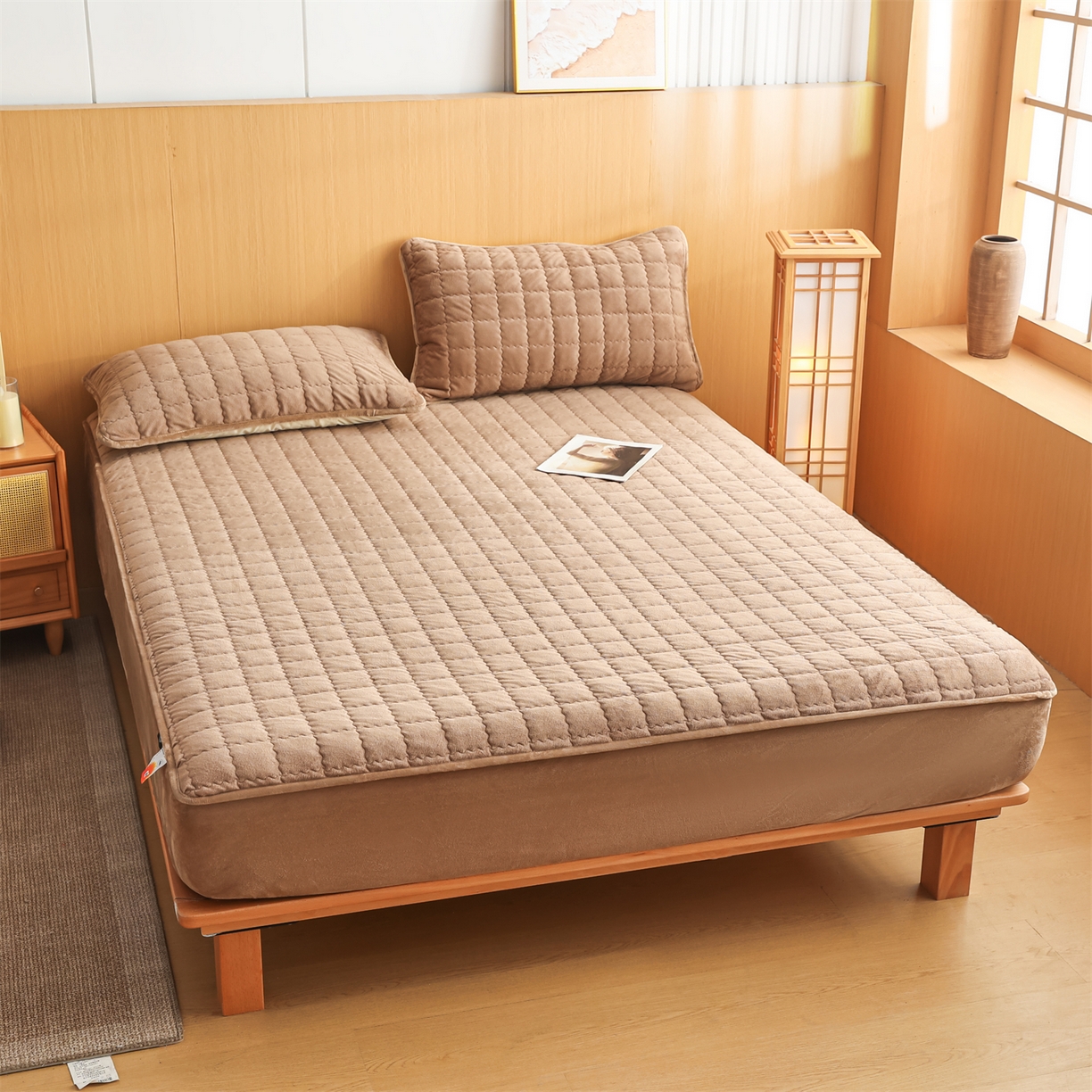 91家纺网 家纺一手货源 找家纺 潮邦创意家居 2025新款婴儿绒夹棉床笠单品单件床垫保护套 卡其