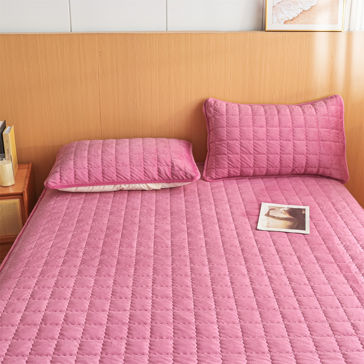 91家纺网 家纺一手货源 找家纺 潮邦创意家居 2025新款婴儿绒夹棉床笠单品单件床垫保护套 海棠粉