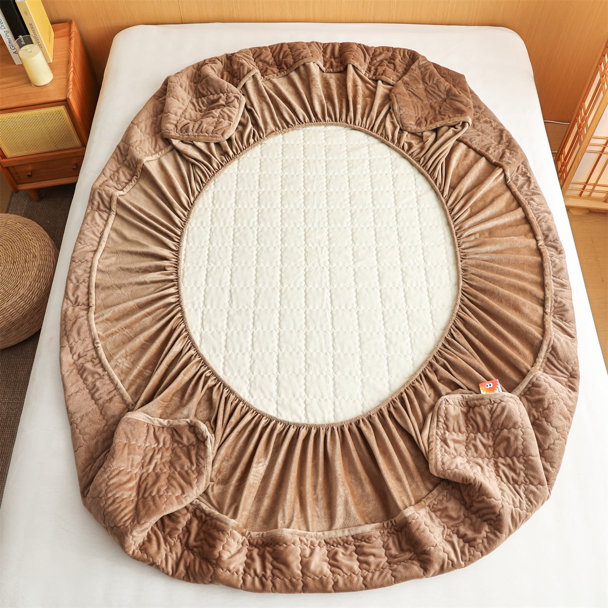 91家纺网 家纺一手货源 找家纺 潮邦创意家居 2025新款婴儿绒夹棉床笠单品单件床垫保护套 卡其