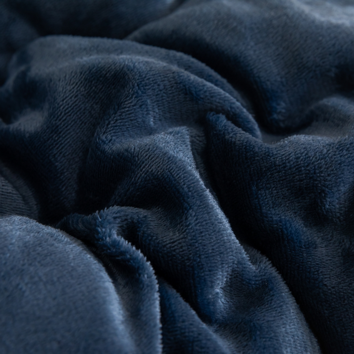 91家纺网 家纺一手货源 找家纺 （总）永耀家纺 2025新款牛奶绒冬被羊羔绒被子跨境外贸电商直播网销供货