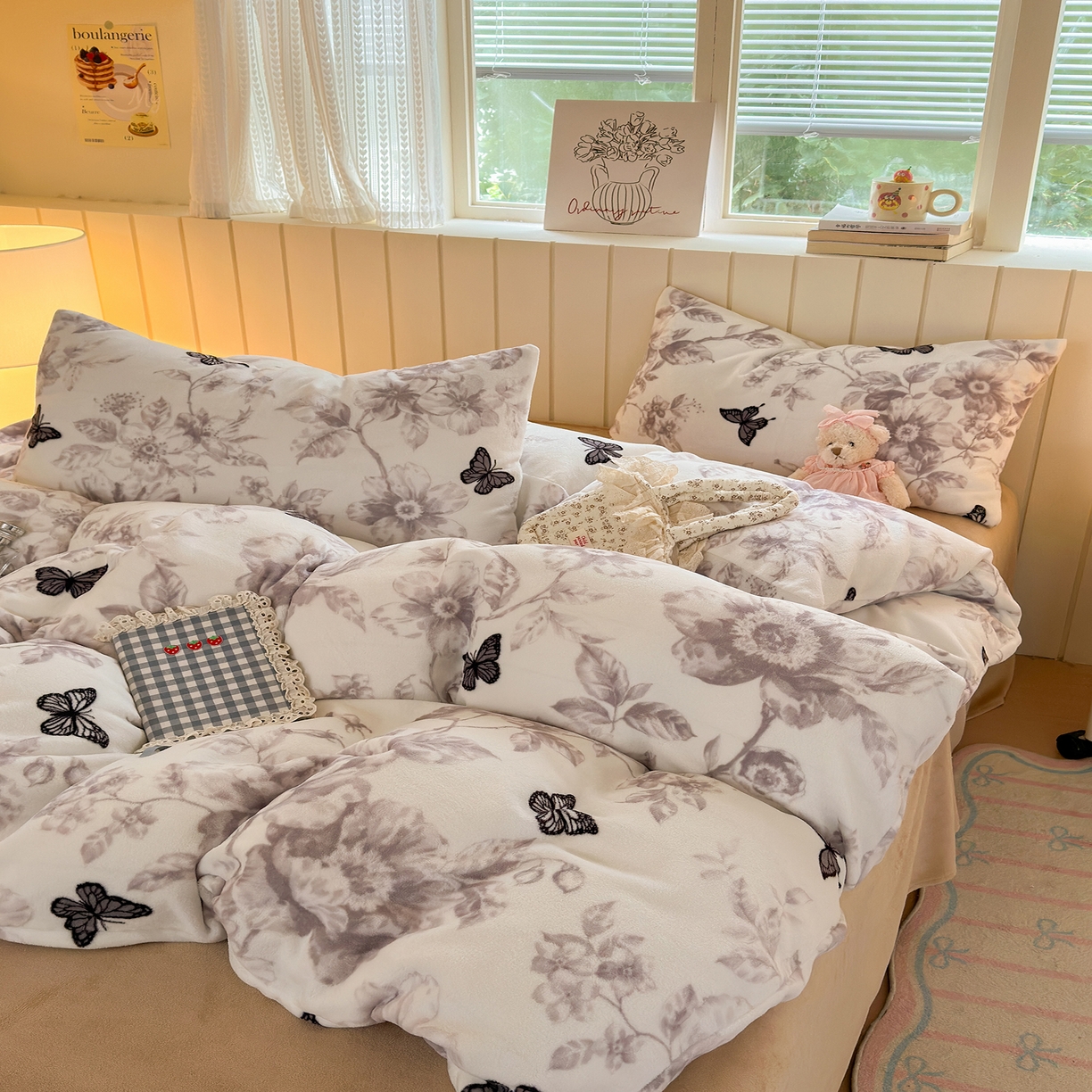 91家纺网 家纺一手货源 找家纺 丽美人家纺 2025新款印花双面加厚绒高克重牛奶绒被罩单品被套单件被套 水墨花蝴蝶