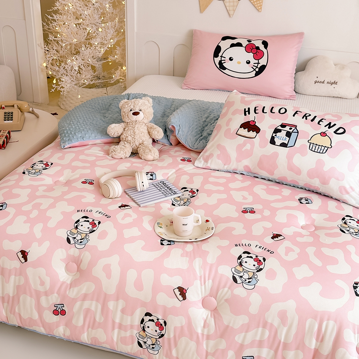 91家纺网 家纺一手货源 找家纺 RYB红黄兰 2025新款设计师原创针织棉暖暖豆豆绒秋冬被芯被子 豹纹奶牛猫