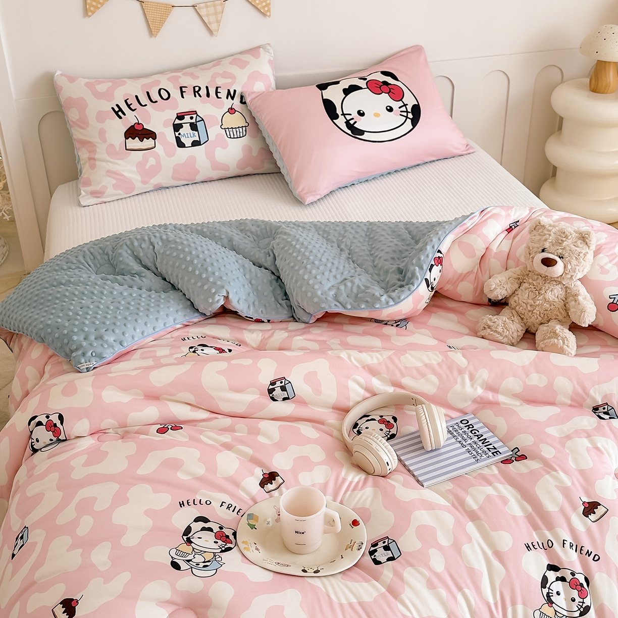 91家纺网 家纺一手货源 找家纺 RYB红黄兰 2025新款设计师原创针织棉暖暖豆豆绒秋冬被芯被子 豹纹奶牛猫