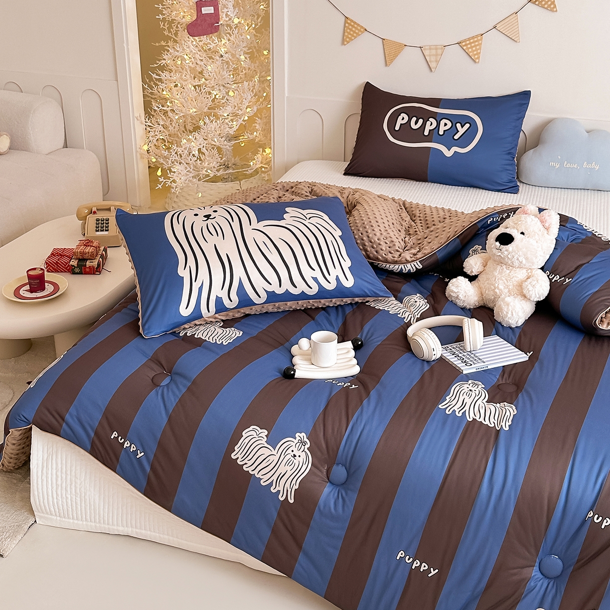 91家纺网 家纺一手货源 找家纺 RYB红黄兰 2025新款设计师原创针织棉暖暖豆豆绒秋冬被芯被子 蓝条哈基米