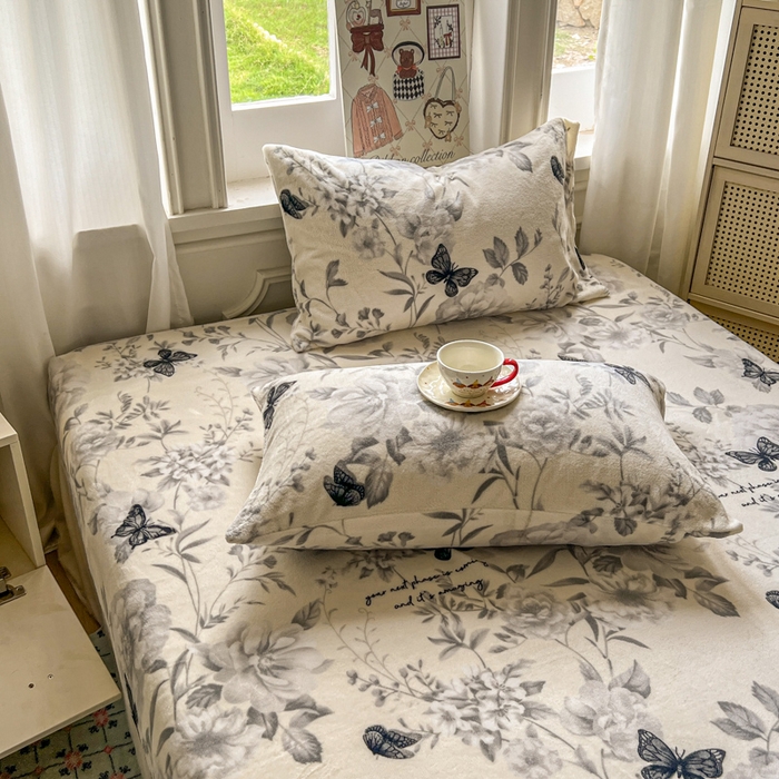 91家纺网 家纺一手货源 找家纺 老K (原美阁） 2025新款高克重牛奶绒床笠三件套 奥黛丽