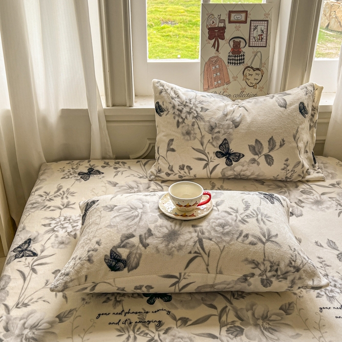 91家纺网 家纺一手货源 找家纺 老K (原美阁） 2025新款高克重牛奶绒床笠三件套 奥黛丽