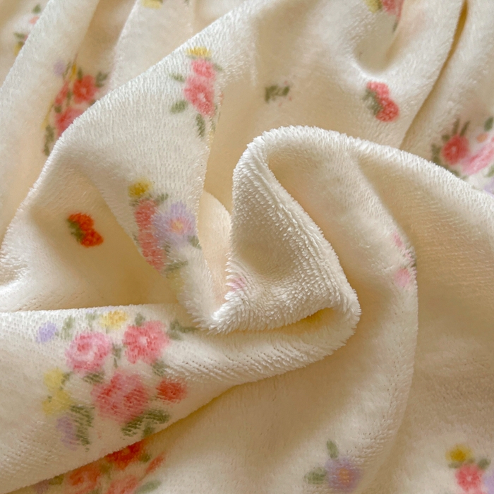 91家纺网 家纺一手货源 找家纺 老K (原美阁） 2025新款高克重牛奶绒床笠三件套 奶油小花