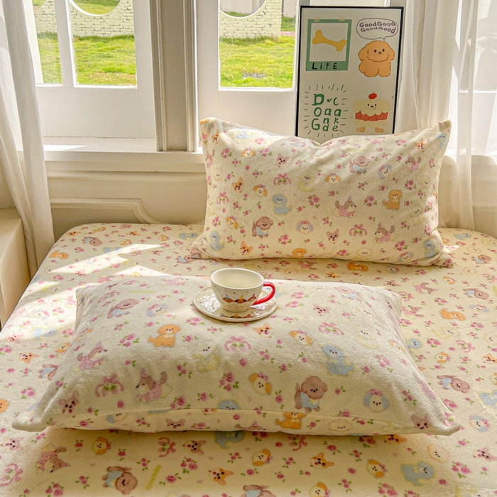 91家纺网 家纺一手货源 找家纺 老K (原美阁） 2025新款高克重牛奶绒床笠三件套 小狗