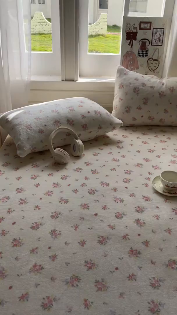 91家纺网 家纺一手货源 找家纺 老K (原美阁） 2025新款高克重牛奶绒床笠三件套 奶油小花