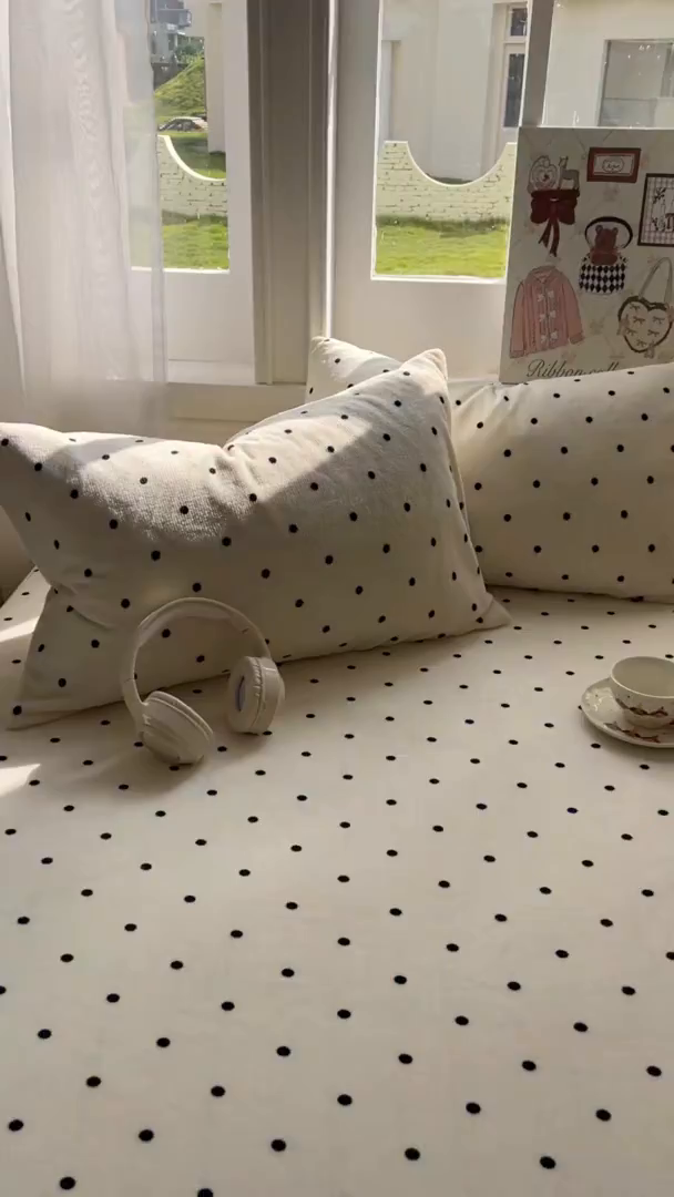 91家纺网 家纺一手货源 找家纺 老K (原美阁） 2025新款高克重牛奶绒床笠三件套 小波点