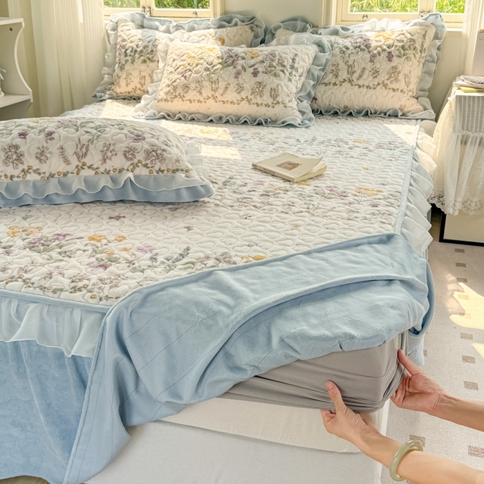 （总）禧缘家纺（原梦想家） 2025新款夹棉双层花边牛奶绒床笠三件套系列