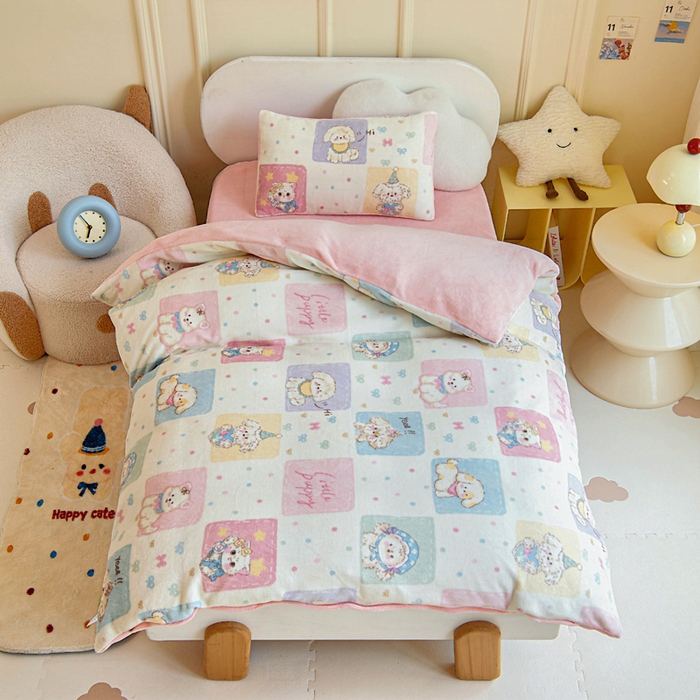 91家纺网 家纺一手货源 找家纺 （总）2025新款A类牛奶绒幼儿园被子三件套儿童卡通双面牛奶绒被套被芯六件套