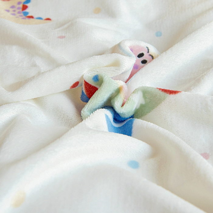 91家纺网 家纺一手货源 找家纺 2025新款A类牛奶绒幼儿园被子三件套儿童卡通双面牛奶绒被套被芯六件套 恐龙星球