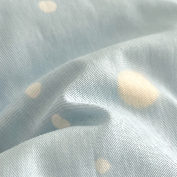 91家纺网 家纺一手货源 找家纺 吉象家纺 2025新款12868全棉印花单被套 蓝色泡芙狗