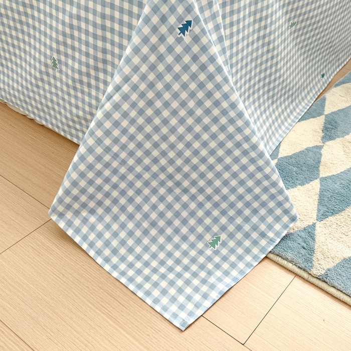 91家纺网 家纺一手货源 找家纺 吉象家纺 2025新款12868全棉印花单被套 蓝色泡芙狗