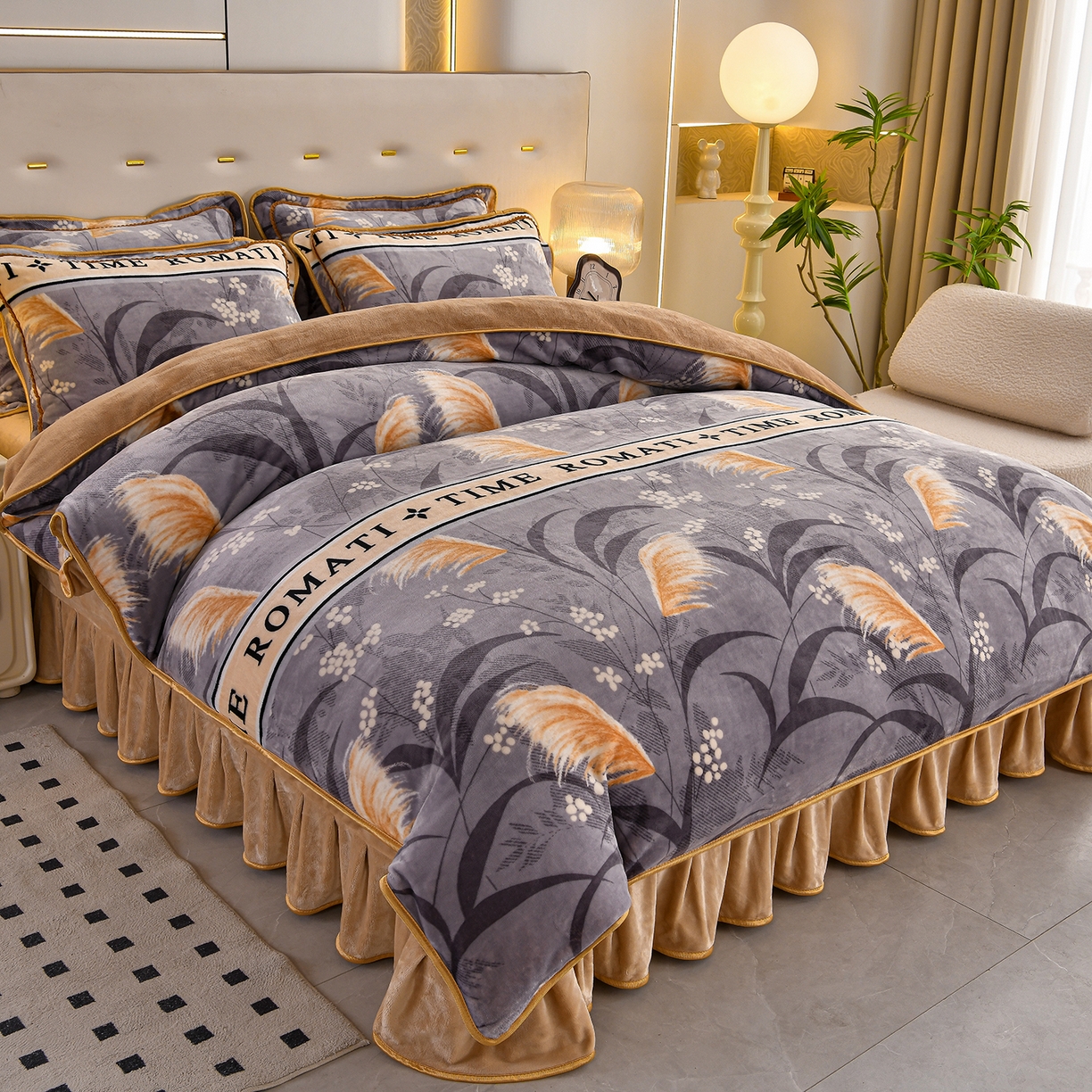 91家纺网 家纺一手货源 找家纺 赫本 2025新品8斤爆品牛奶绒四件套床裙款金雕绒法莱绒四套件 入秋