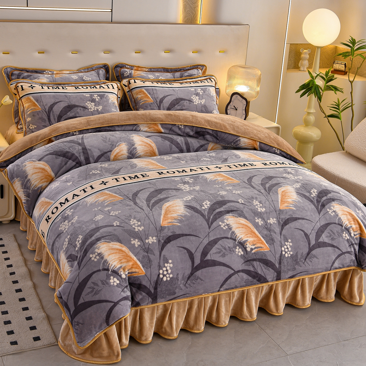 91家纺网 家纺一手货源 找家纺 赫本 2025新品8斤爆品牛奶绒四件套床裙款金雕绒法莱绒四套件 入秋