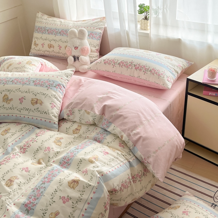 91家纺网 家纺一手货源 找家纺 吉象家纺 2025新款12868全棉印花单被套 碎花小兔