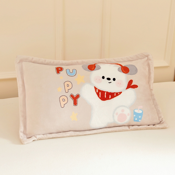 91家纺网 家纺一手货源 找家纺 梵赫 2025新款加厚240克牛奶绒数码印花原创大版卡通幼儿园套件幼儿园三件套 音乐小狗