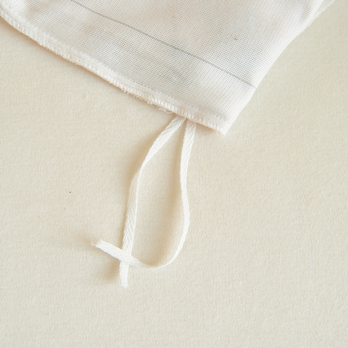 91家纺网 家纺一手货源 找家纺 梵赫 2025新款加厚240克牛奶绒数码印花原创大版卡通幼儿园套件幼儿园三件套 小狐狸去探险