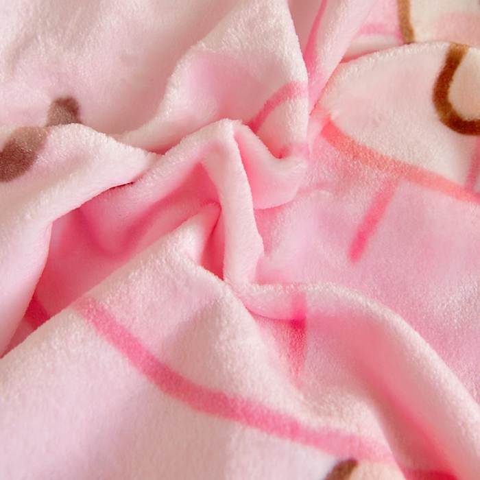 91家纺网 家纺一手货源 找家纺 梵赫 2025新款加厚240克牛奶绒数码印花原创大版卡通幼儿园套件幼儿园三件套 可爱小女孩