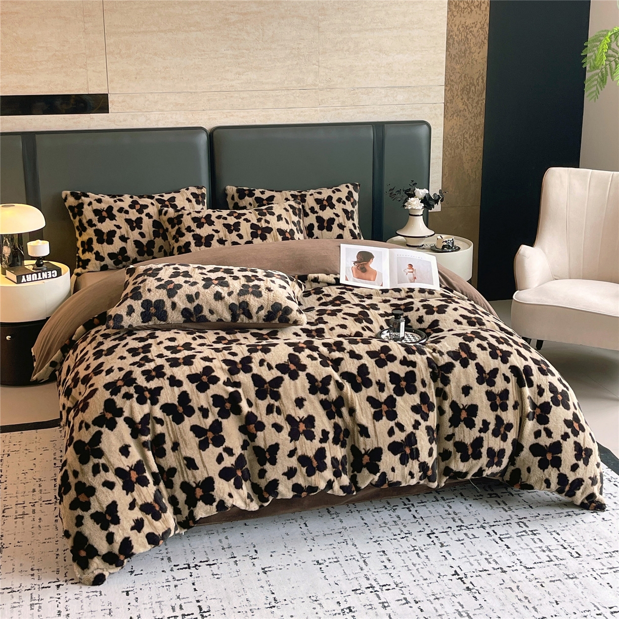 91家纺网 家纺一手货源 找家纺 佰亿莱 2026新款印花兔毛绒双面锁温暖绒四件套 凤蝶-咖