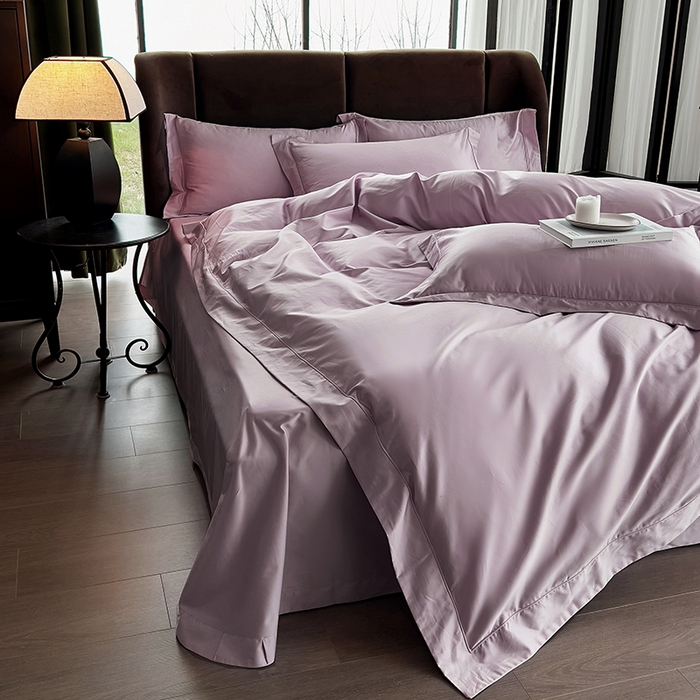 91家纺网 家纺一手货源 找家纺 嘉悦2023新款50*50S双股长绒棉简约纯色埋绳单品被套邂逅邂逅-优雅紫