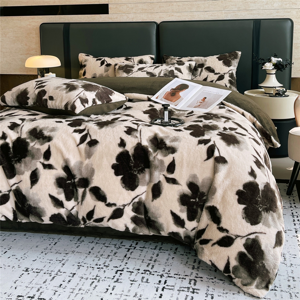 91家纺网 家纺一手货源 找家纺 佰亿莱 2026新款印花兔毛绒双面锁温暖绒四件套 山月记