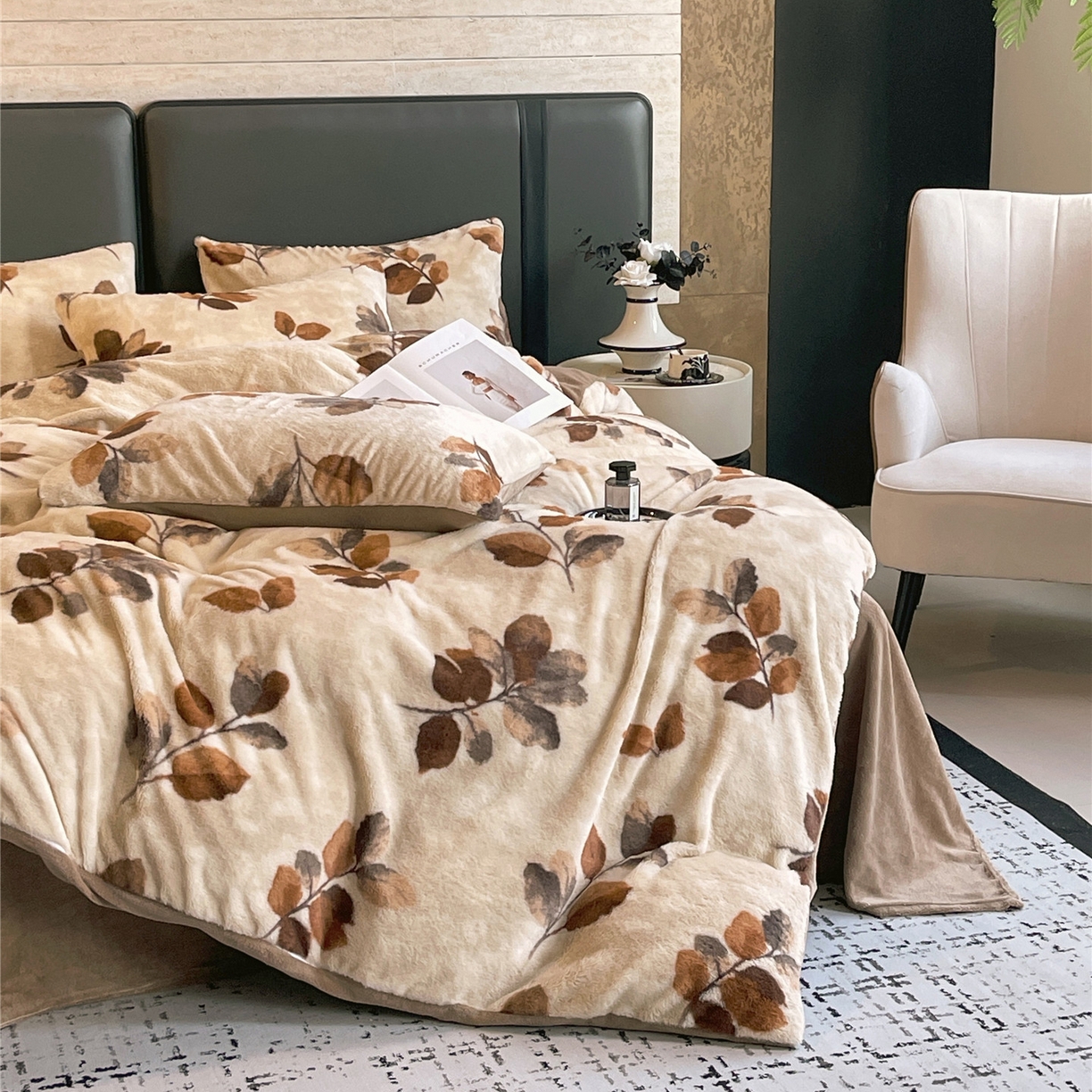 91家纺网 家纺一手货源 找家纺 佰亿莱 2026新款印花兔毛绒双面锁温暖绒四件套 云杉-咖