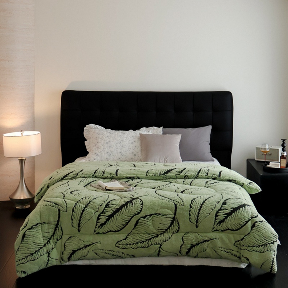 91家纺网 家纺一手货源 找家纺 申龙家纺 2025新款塔芙绒阳离子冬被 繁叶-绿