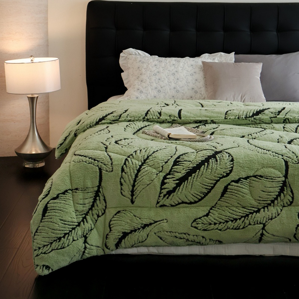 91家纺网 家纺一手货源 找家纺 申龙家纺 2025新款塔芙绒阳离子冬被 繁叶-绿