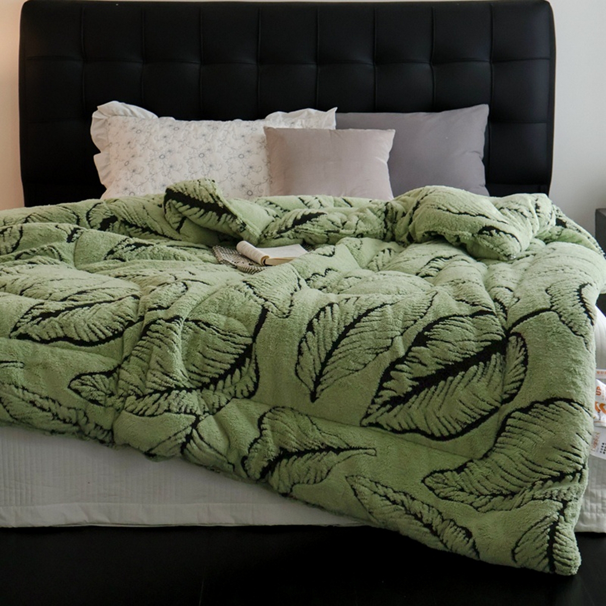 91家纺网 家纺一手货源 找家纺 申龙家纺 2025新款塔芙绒阳离子冬被 繁叶-绿