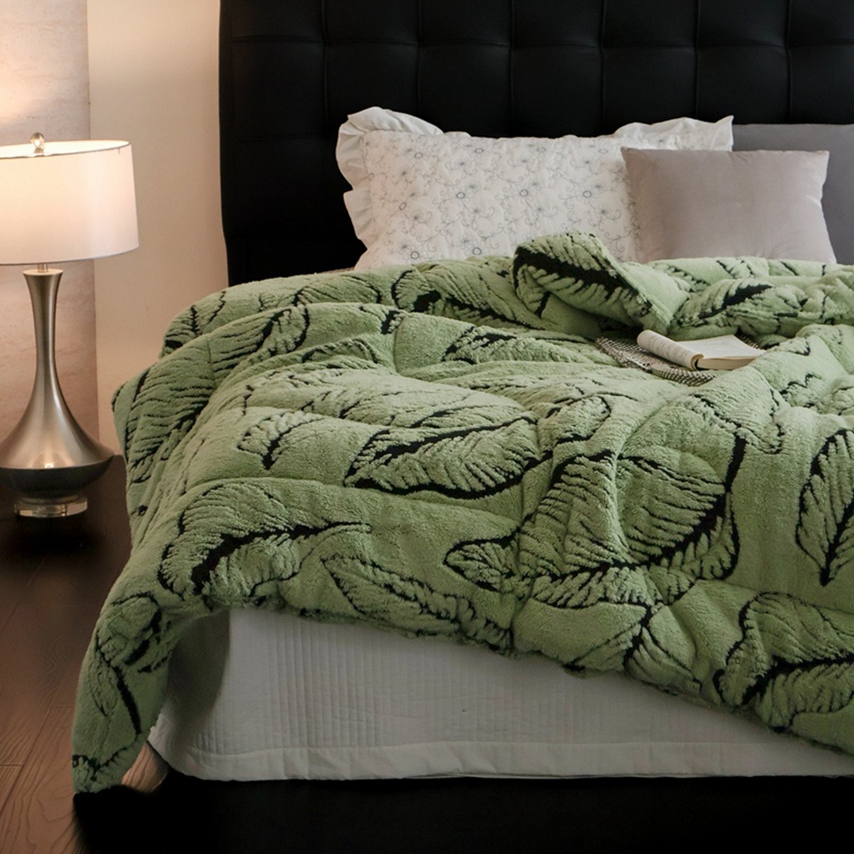 91家纺网 家纺一手货源 找家纺 申龙家纺 2025新款塔芙绒阳离子冬被 繁叶-绿
