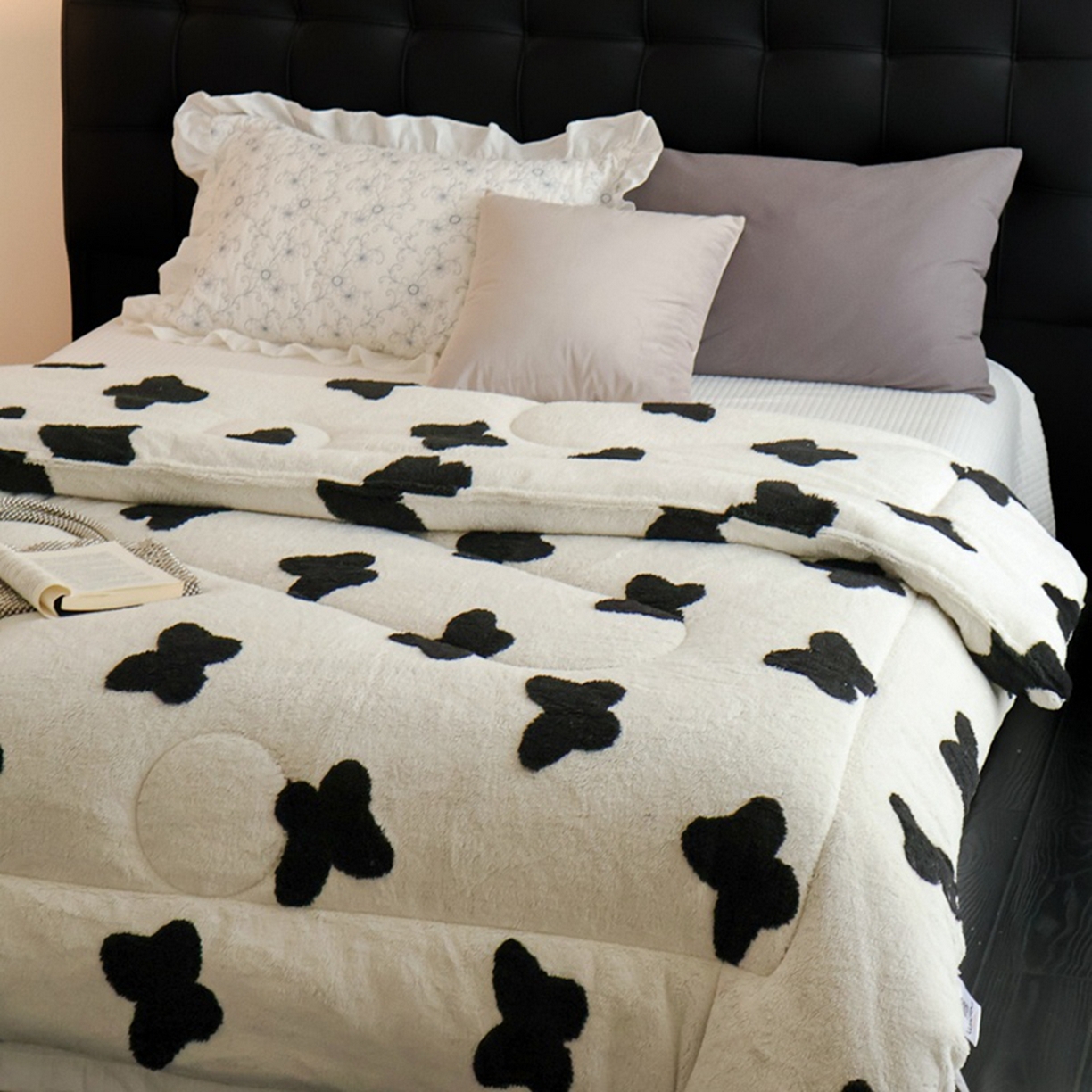 91家纺网 家纺一手货源 找家纺 申龙家纺 2025新款塔芙绒阳离子冬被 蝴蝶