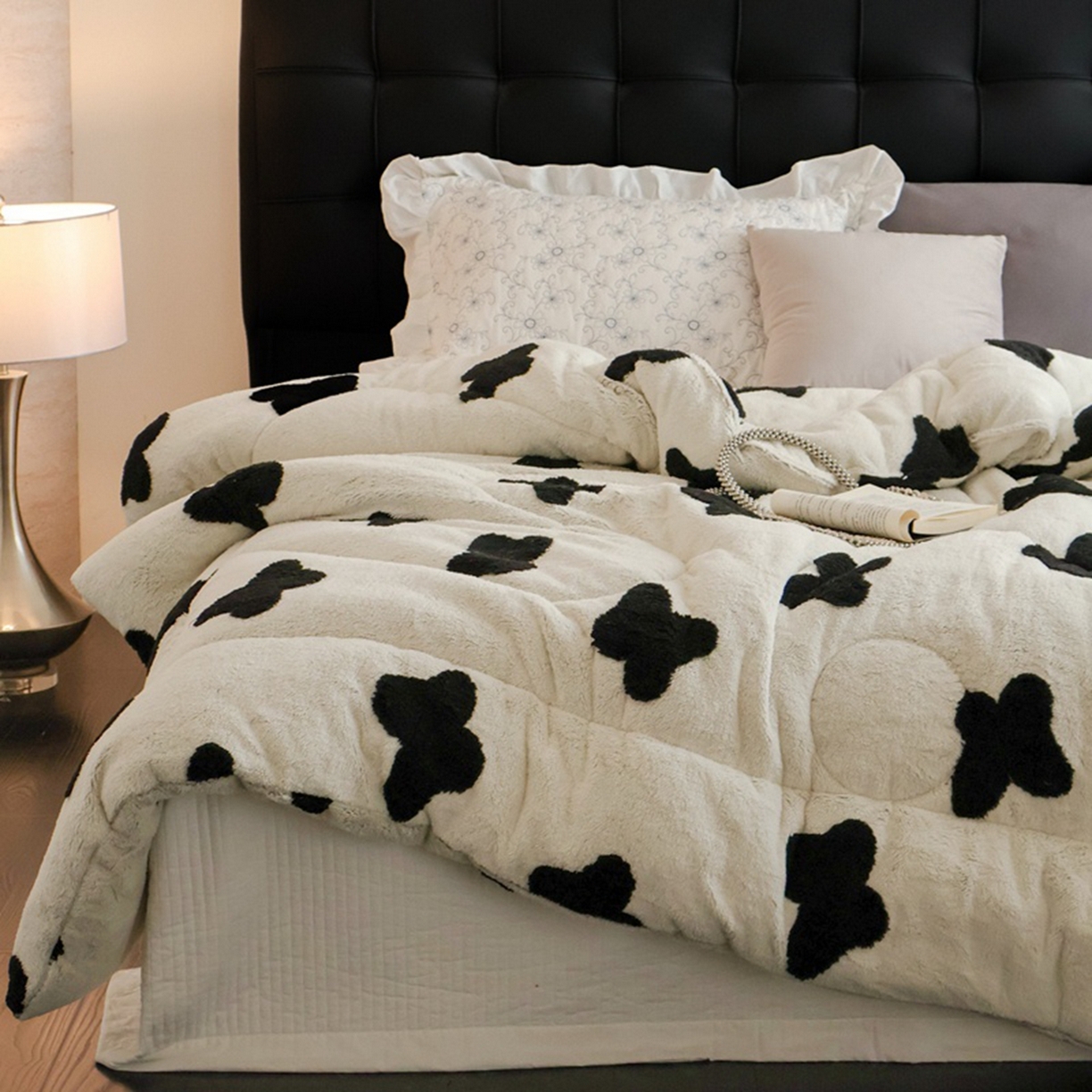 91家纺网 家纺一手货源 找家纺 申龙家纺 2025新款塔芙绒阳离子冬被 蝴蝶