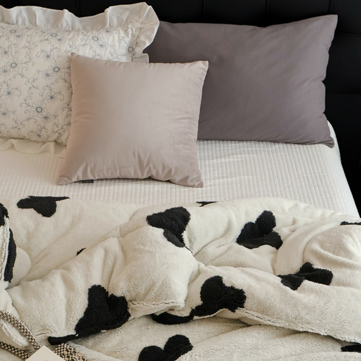 91家纺网 家纺一手货源 找家纺 申龙家纺 2025新款塔芙绒阳离子冬被 蝴蝶