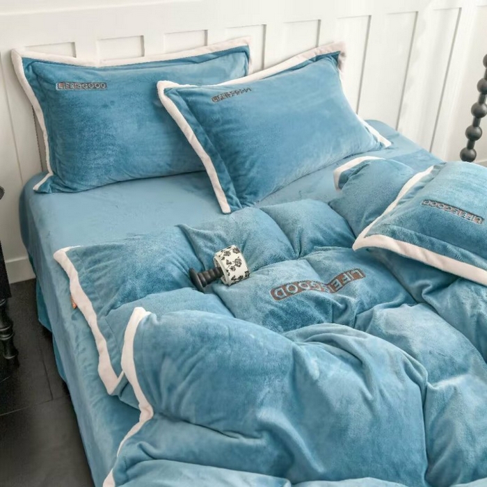 91家纺网 家纺一手货源 找家纺 （总）淳绵家居 2025新款高克重保暖全消光牛奶绒小丛绒四件套-潮派