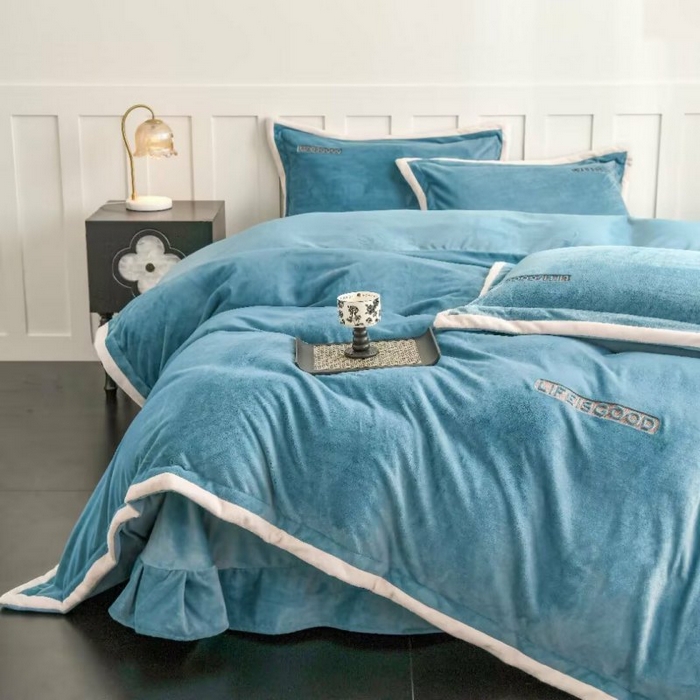 91家纺网 家纺一手货源 找家纺 （总）淳绵家居 2025新款高克重保暖全消光牛奶绒小丛绒四件套-潮派