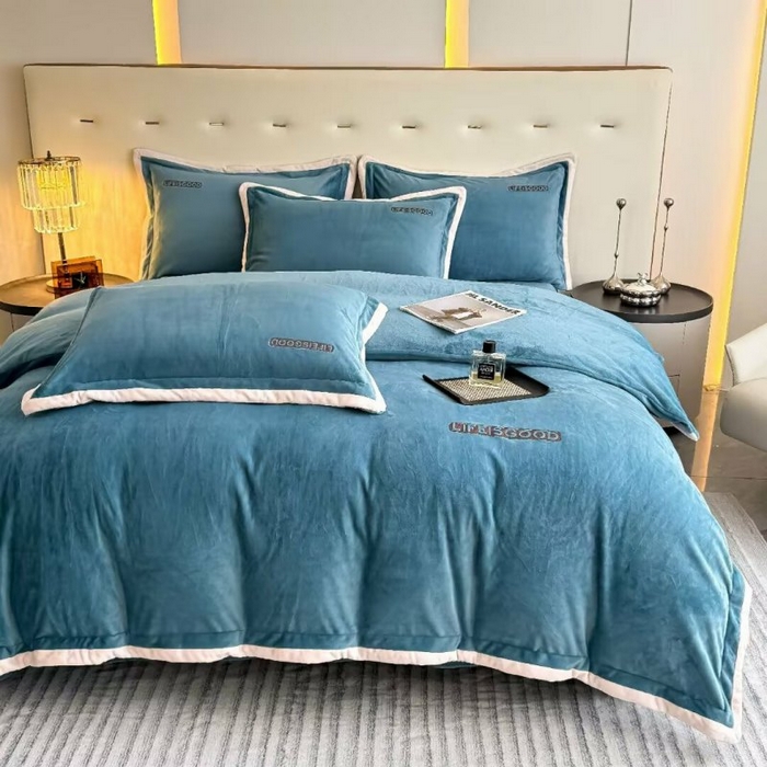 91家纺网 家纺一手货源 找家纺 （总）淳绵家居 2025新款高克重保暖全消光牛奶绒小丛绒四件套-潮派