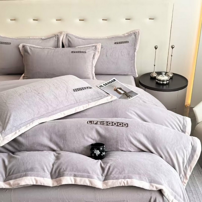 91家纺网 家纺一手货源 找家纺 （总）淳绵家居 2025新款高克重保暖全消光牛奶绒小丛绒四件套-潮派