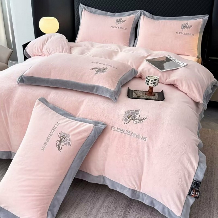 91家纺网 家纺一手货源 找家纺 （总）淳绵家居 2025新款高克重超厚石墨烯烯金绒保暖牛奶绒四件套-印象空间