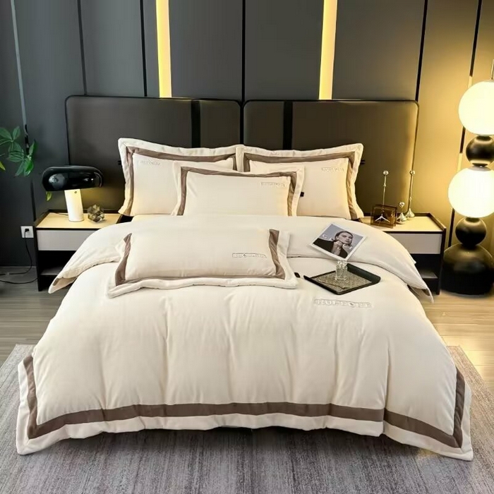 91家纺网 家纺一手货源 找家纺 （总）淳绵家居 2025新款高克重超厚云芙绒轻奢拼色工艺款四件套