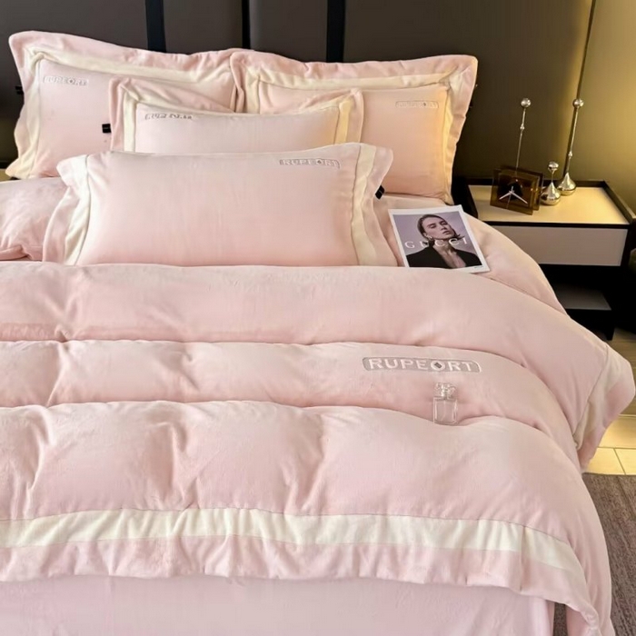 91家纺网 家纺一手货源 找家纺 淳绵家居 2025新款高克重超厚云芙绒轻奢拼色工艺款四件套 云芙绒-玉色