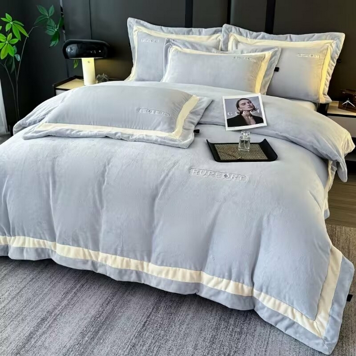 91家纺网 家纺一手货源 找家纺 淳绵家居 2025新款高克重超厚云芙绒轻奢拼色工艺款四件套 云芙绒-灰色