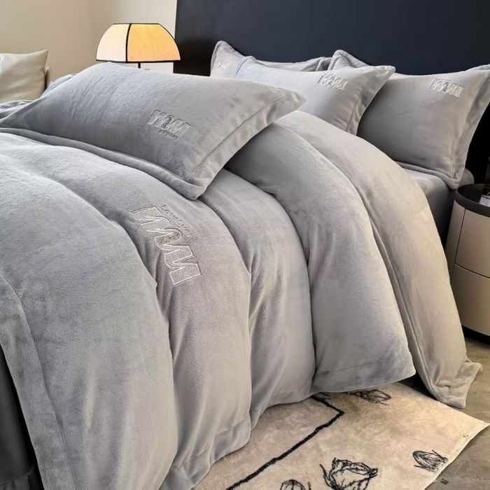淳绵家居 2025新款高克重全消光牛奶绒绵羊绒四件套-爱丽丝 爱丽丝-灰色