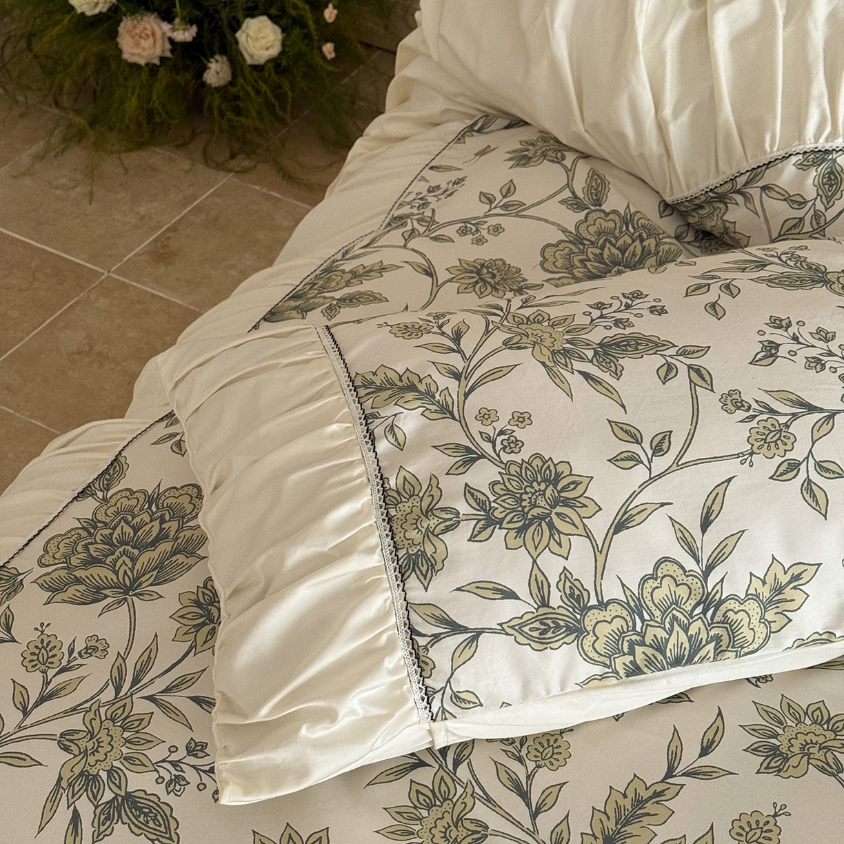 91家纺网 家纺一手货源 找家纺 （总）ONE TWO ONE 121 2025新款亲肤舒适50长绒棉四件套-雅韵繁花【会员-20】 平台控价券后不得低于368/388元