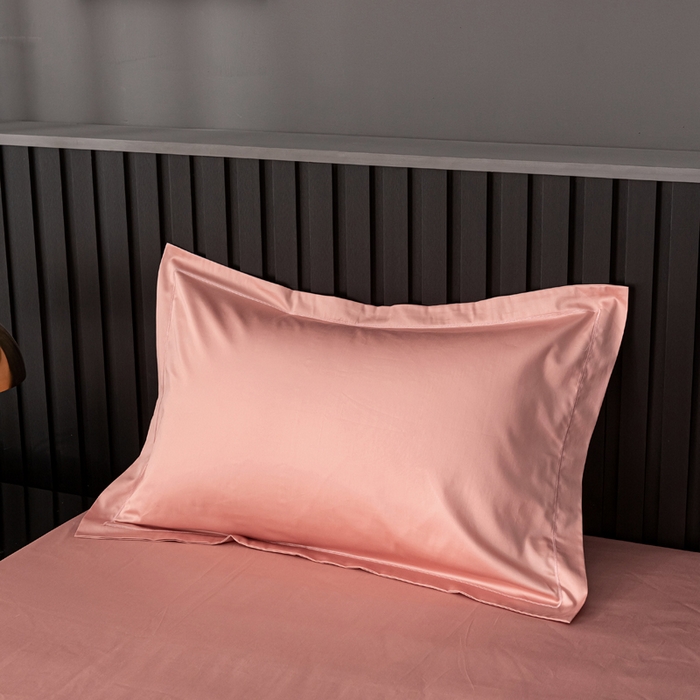 91家纺网 家纺一手货源 找家纺 姝辰 2025新款50双股贡缎（100S）全棉纯棉贡缎纯色纯棉单人成人单枕套 枕套单件 珊瑚粉