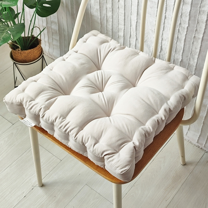 91家纺网 家纺一手货源 找家纺 （总）李帅家居 2025新款雪花绒手工垫椅子垫抱枕花边褶皱枕头垫子屁垫