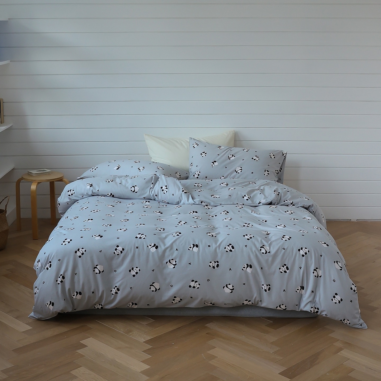 91家纺网 家纺一手货源 找家纺 爱丽丝 2025新款亲肤舒适针织棉四件套系列 小熊毛灰